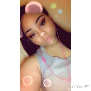 Meet your Posher, Marsha